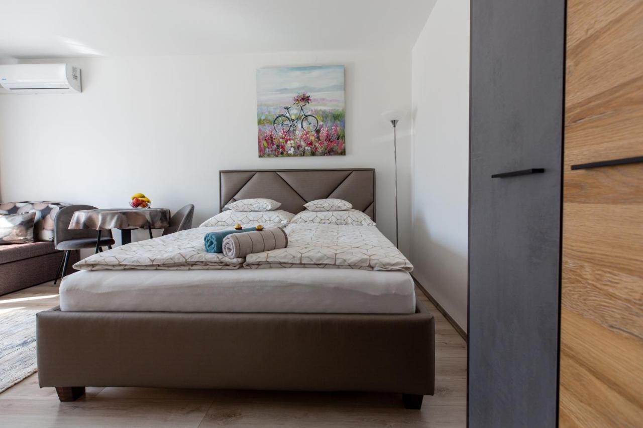 Aliz Apartman Μίσκολτς Εξωτερικό φωτογραφία